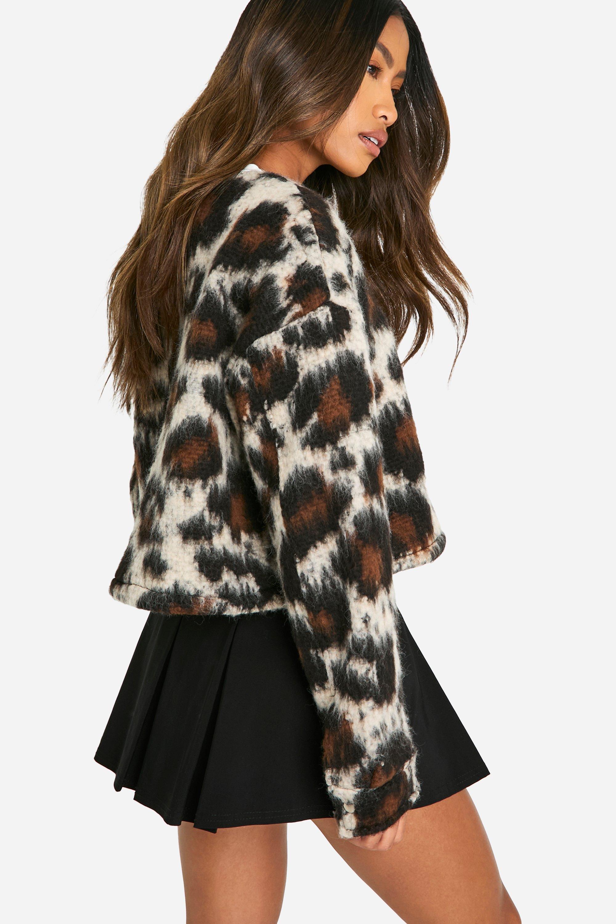 Bomberjacke in Wolloptik mit Leopardenprint