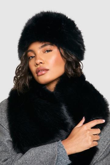 Faux Fur Muts black