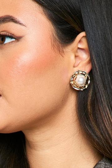 Gold Metallic Vintage Style Pearl Detail Stud Earrings