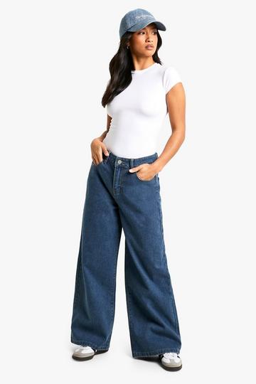 Petite Basic 28 Inch Wide Leg Jeans mid blue