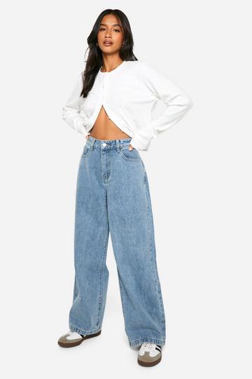 Petite Basics High Waisted Super Wide Leg Jeans washed blue