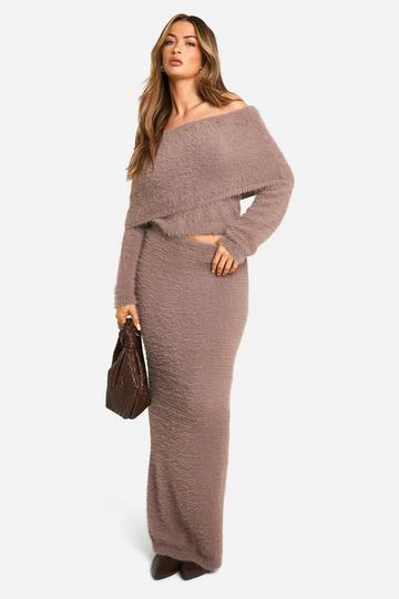 Fluffy Knitted Maxi Skirt chocolate