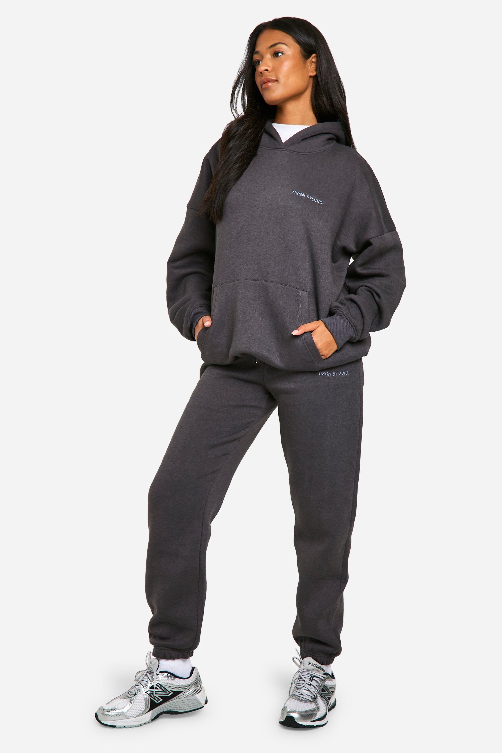 captured tracksuit set – dependoll