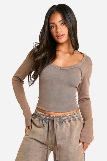 Washed Ribbed V-Neck Long Sleeve Top taupe