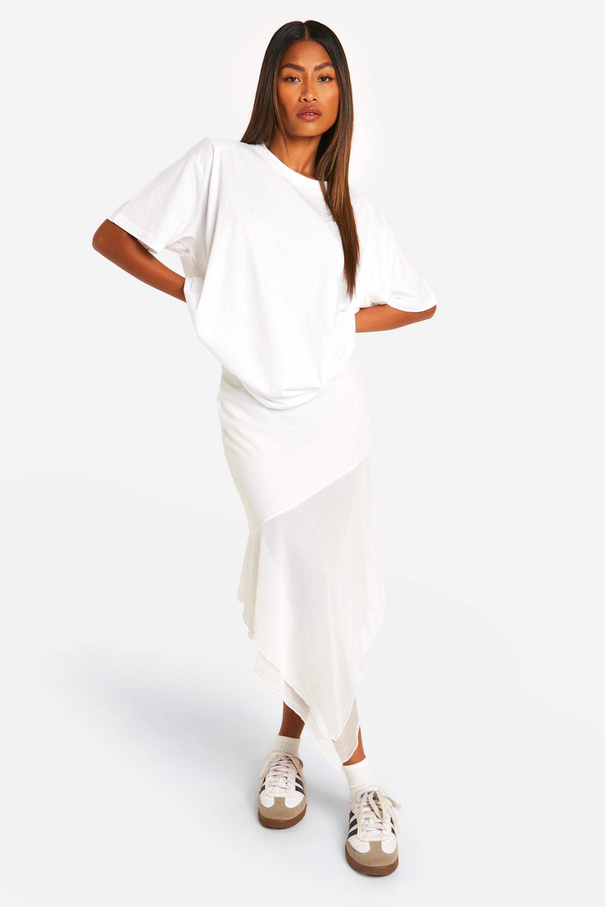 T shirt bianca con spalline imbottite store