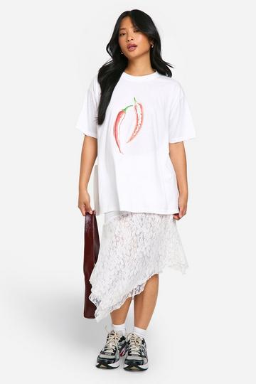 Petite Oversized Chilli Graphic T-shirt white