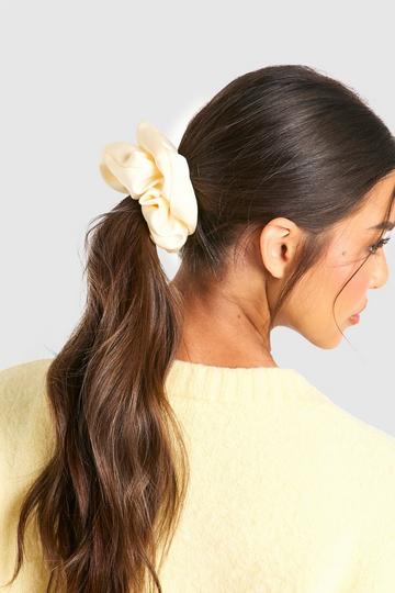 Satin Scrunchie cream