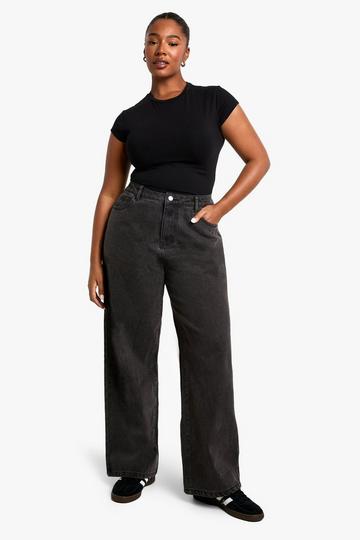 Boohoo Basics Plus High Waisted Boyfriend Jeans washed black