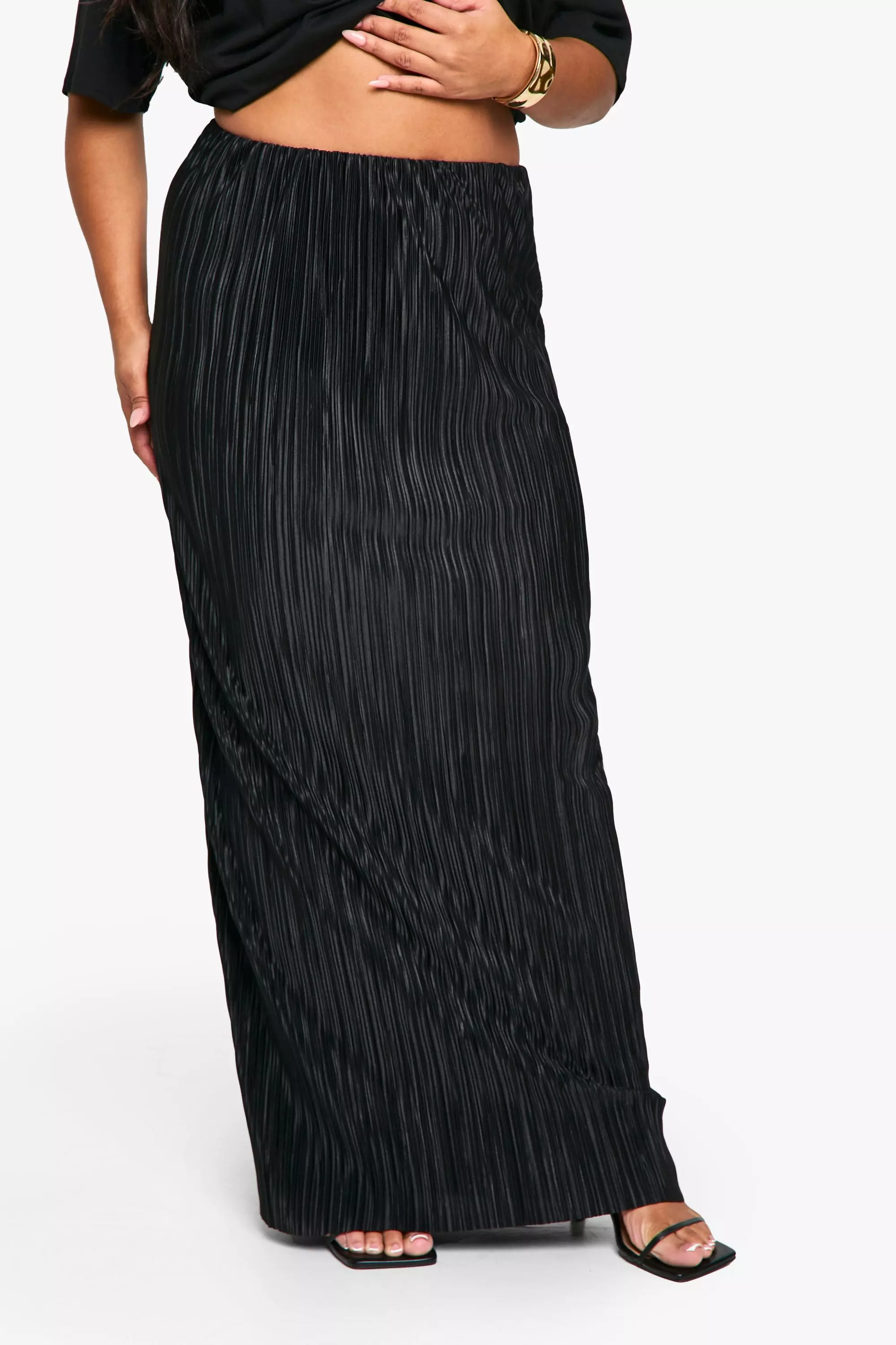 Black PLUS PLISSE MAXI SKIRT alternative image