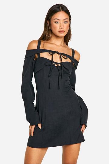 Tall Getailleerde Off Shoulder Mini Jurk Met Uitsnijding black