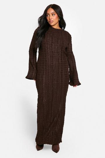 PLUS TEXTURED FLARE SLEEVE MAXI DRESS chocolate