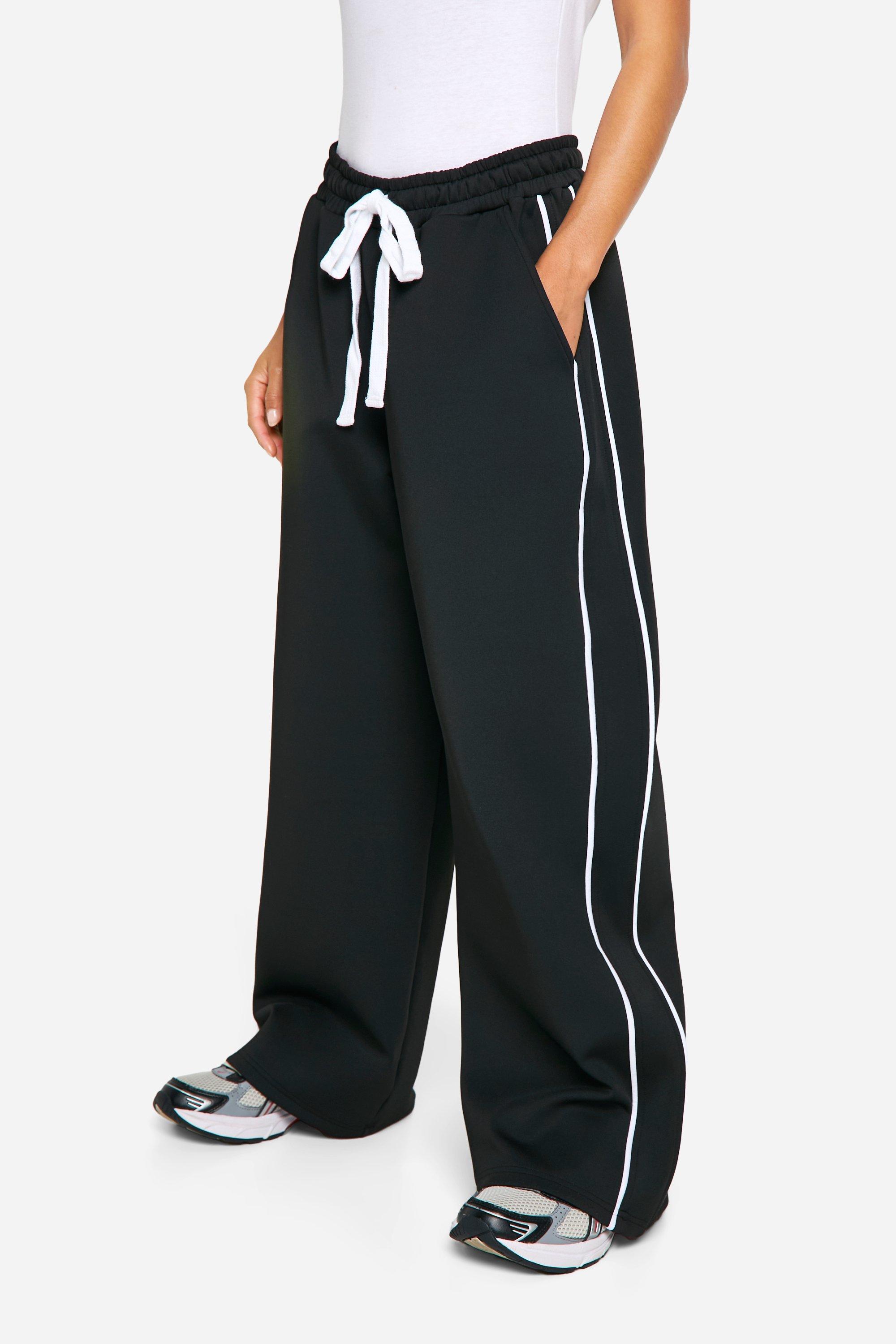 Boohoo petite joggers online