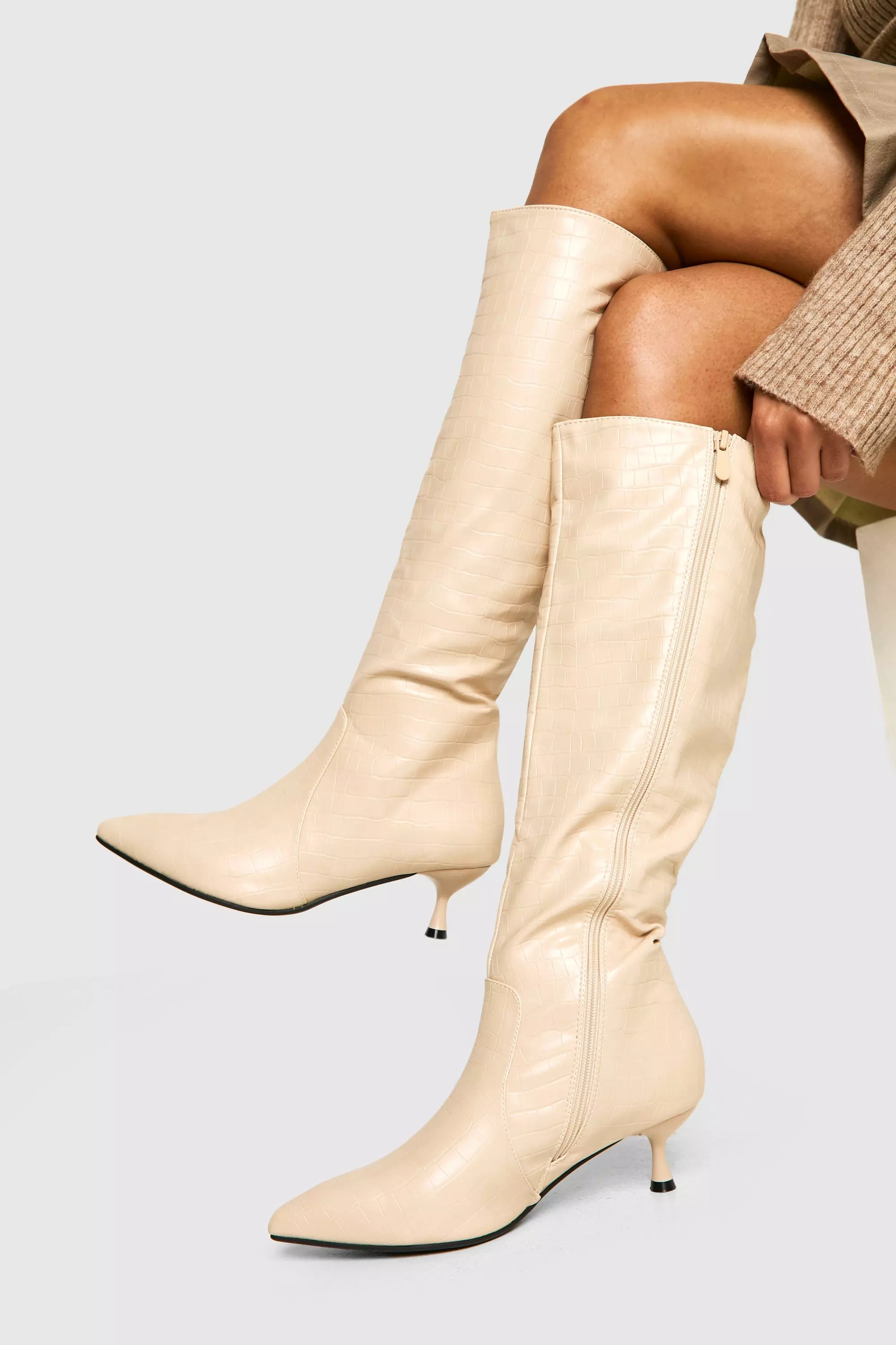 Nude Croc Pointed Knee High Boot صورة بديلة