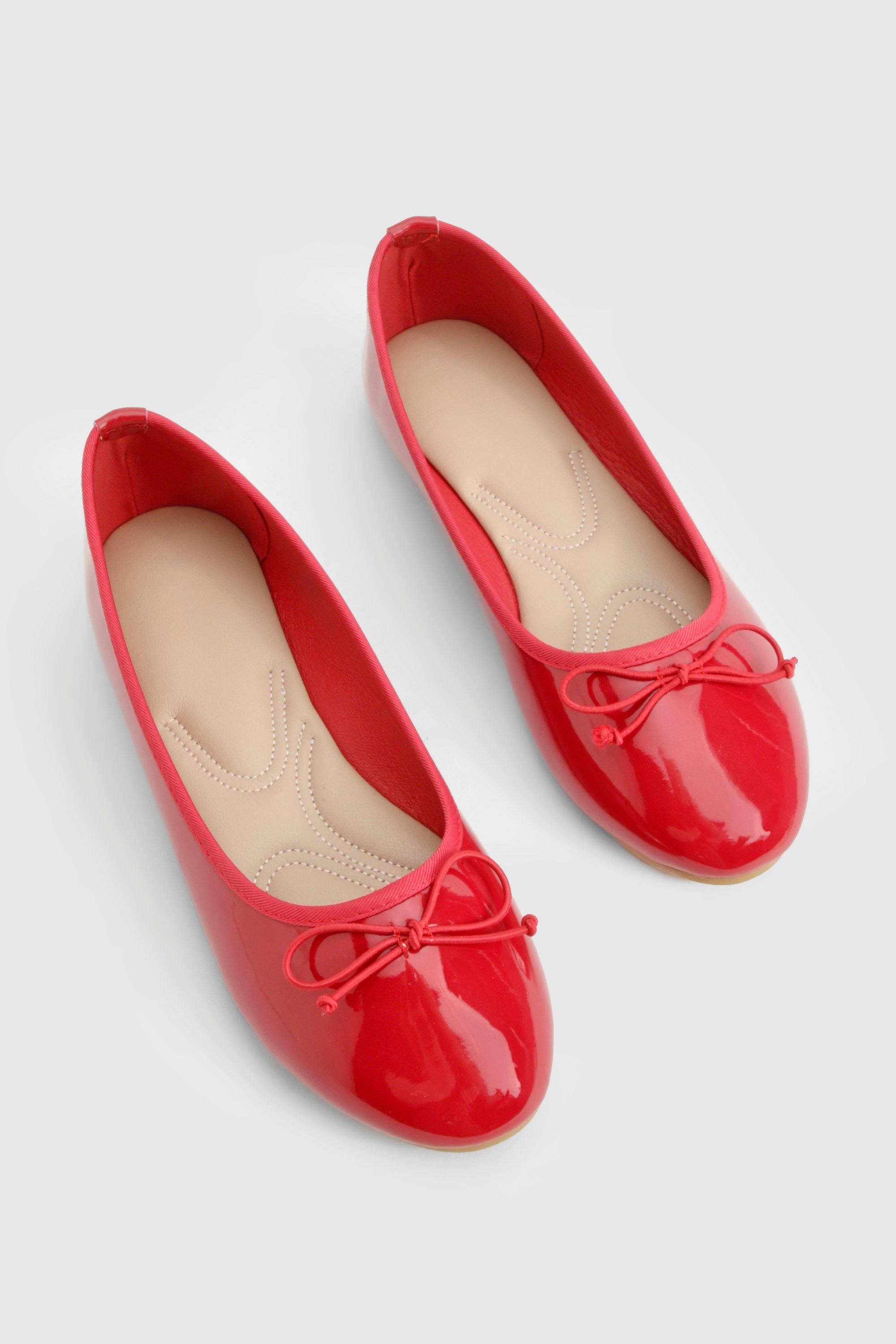 Red round toe flats shop