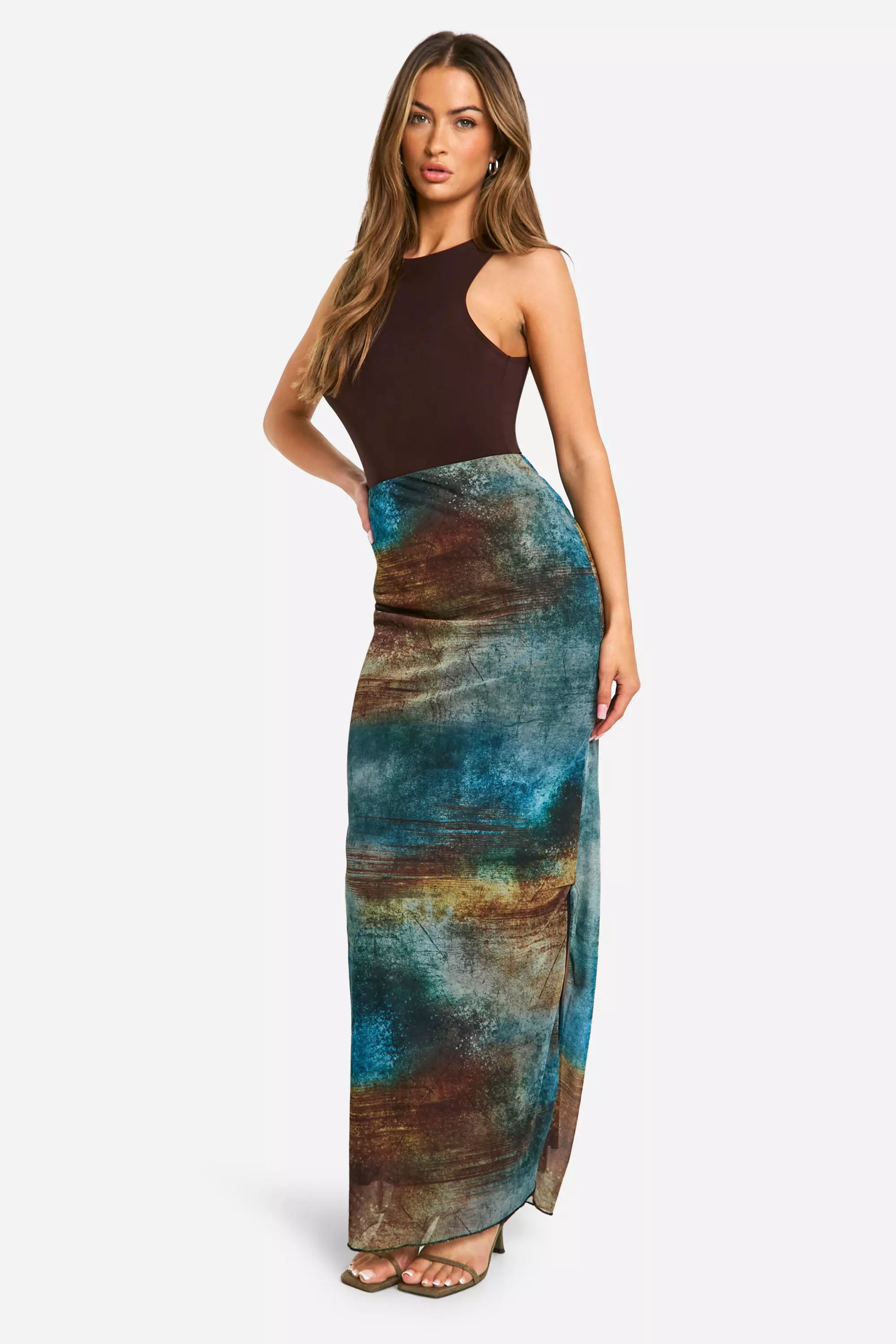 Multi Smudge Print Mesh Maxi Skirt alternative image