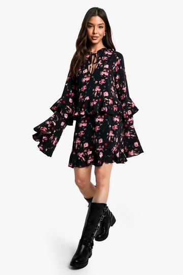 Floral Printed Long Sleeve Keyhole Detail Skater Dress black