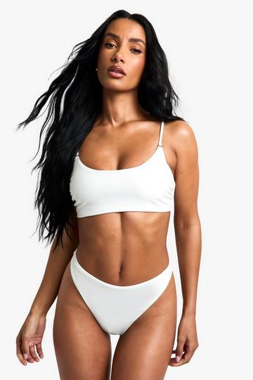 Badmode Essentials Korte Bikini Top white