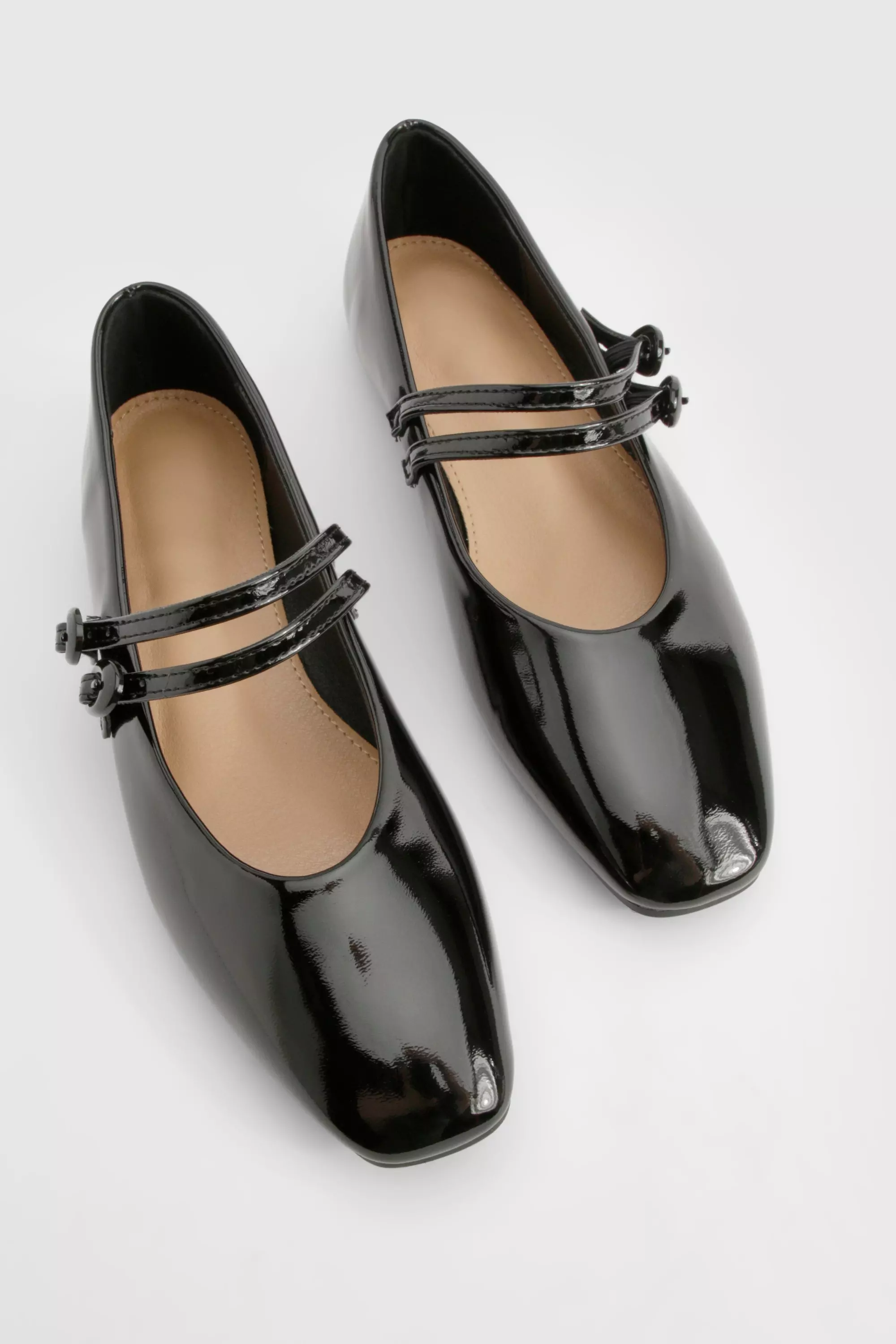 Black Patent Double Strap Mary Janes صورة بديلة