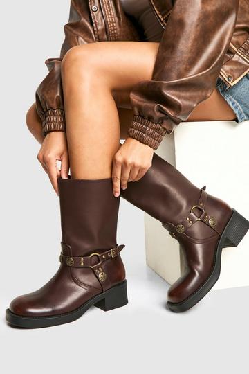 Brown Western Style Buckle Detail Boots