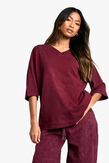 V Neck Overdyed Oversized T-Shirt burgundy