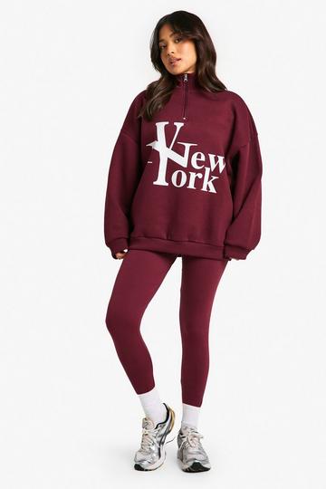 Petite New York Trainingspak Met Korte Rits En Leggings burgundy