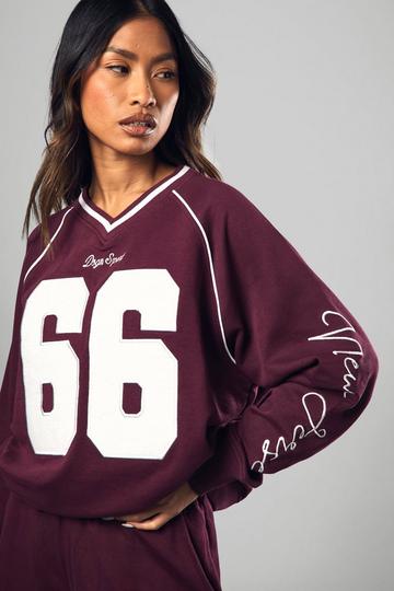 Dsgn Sport 66 Raglan V Neck Oversized Sweatshirt burgundy