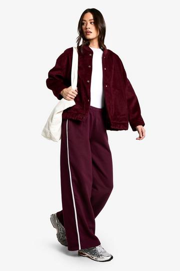 Tall Wide Leg Joggingbroek Met Zijstreep burgundy