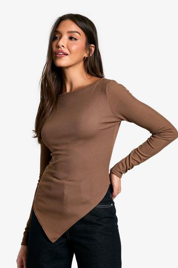 Rib Asym hem long sleeve top chocolate