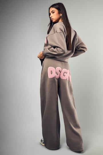 Dsgn Towelling Applique Straight Leg Jogger grey