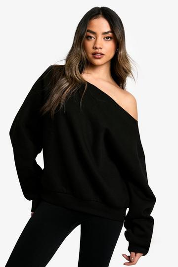 Off the shoulder sweatshirt black