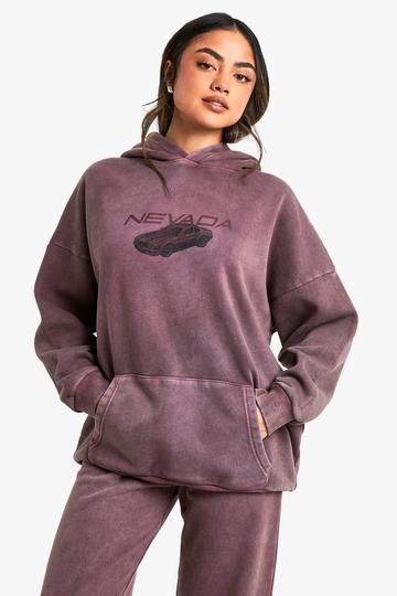 Nevada Car Graphic Washed Oversized Hoodie burgundy