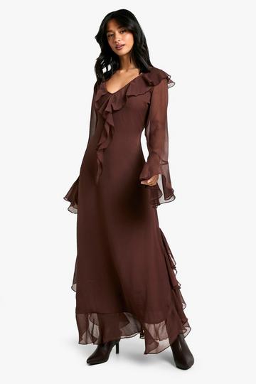 Petite Chiffon Maxi Jurk Met Ruches, Wijde Mouwen En Ceintuur chocolate