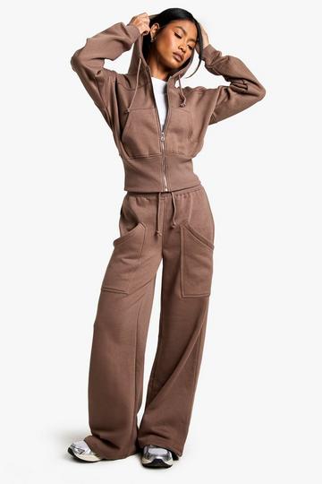 Deep Hem Hoodie And Straight Leg Jogger Tracksuit mocha