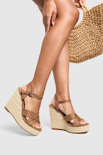 Wide Fit Crossover 2 Part Wedges taupe