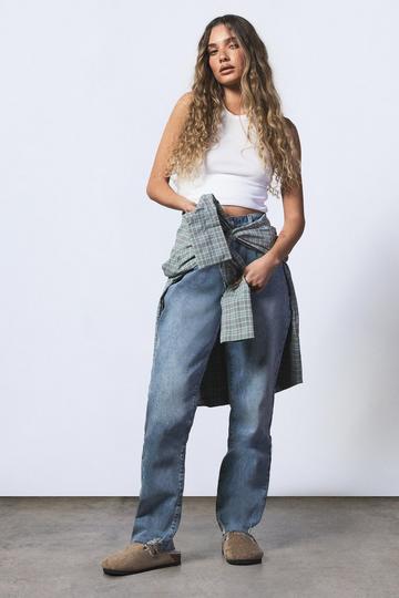 The Mom Jeans vintage wash