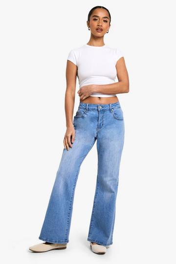 The Petite Bootcut Jeans light wash