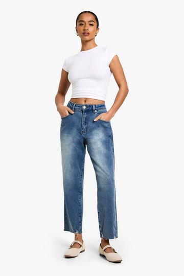 The Petite Mom Jeans vintage wash