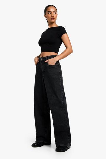 The Petite Loose Straight Jean washed black