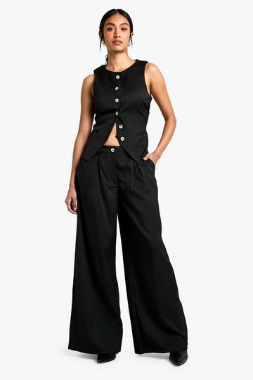 Black Tailored Pleated Straight Leg Trousers