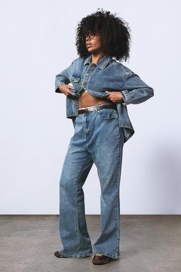 The Plus Flare Jean vintage wash