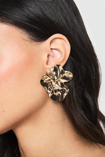 Floral Shaped Stud Earrings gold