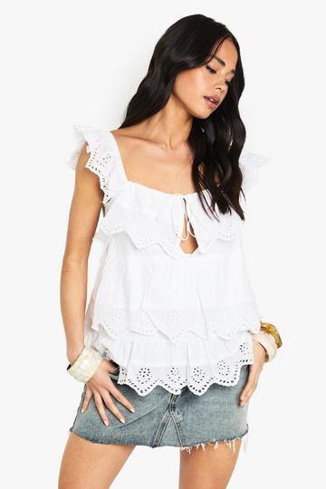 Hemdje Met Broderie Zoom En Laagjes white