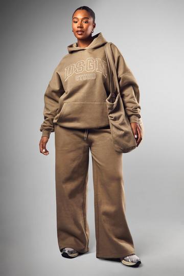 Plus DSGN Studio Applique Jogger khaki