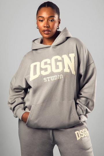 Plus DSGN Studio Applique Hoodie sage