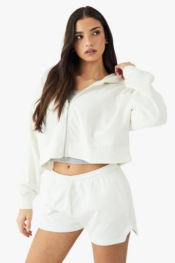 DSGN Studio Embroidered Runner Sweat Short ecru