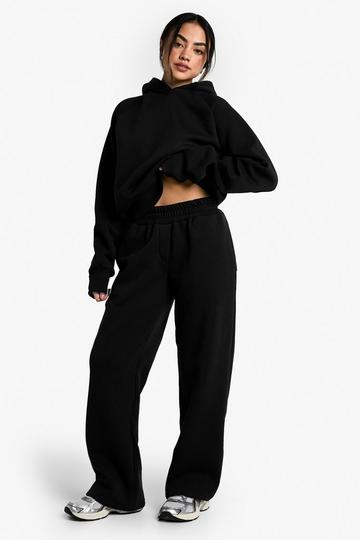 BACK POCKET STRAIGHT LEG JOGGER WITH PLACKET DETAIL black