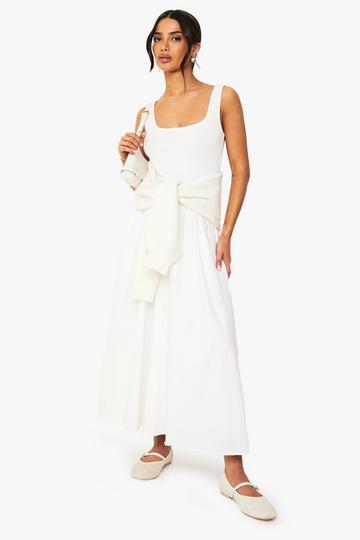 Petite Stoffen Maxi Jurk Met Lage Ronde Hals white