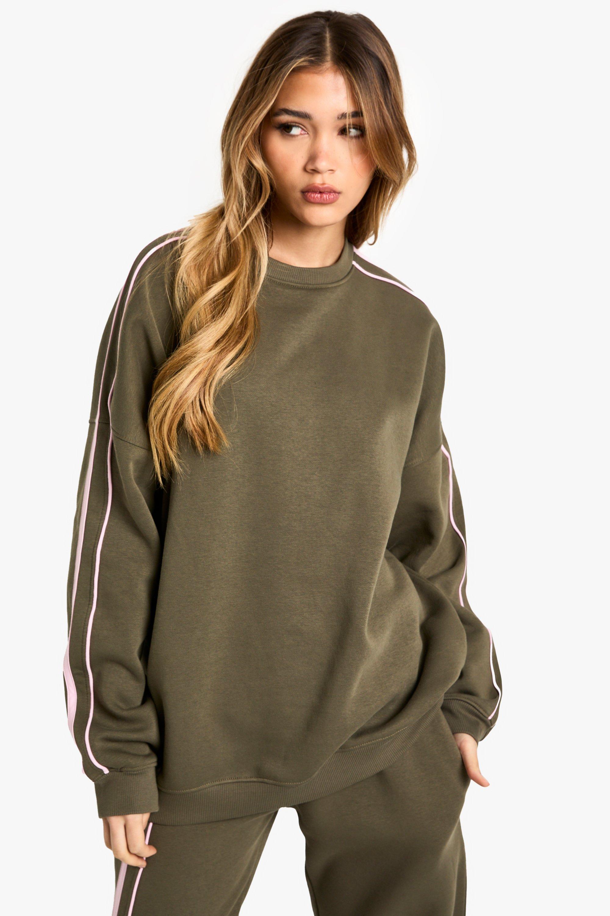 LON TWO SIDE SWEATSHIRT #03 梨花 Women's Brushed Chest Graphic Crew Sweatshirt - Timberland
