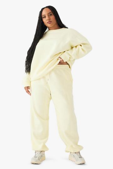Plus DSGN Studio Embroidered Cuffed Oversized Jogger lemon