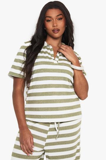 PLUS V NECK COLLARED KNITTED TOP khaki
